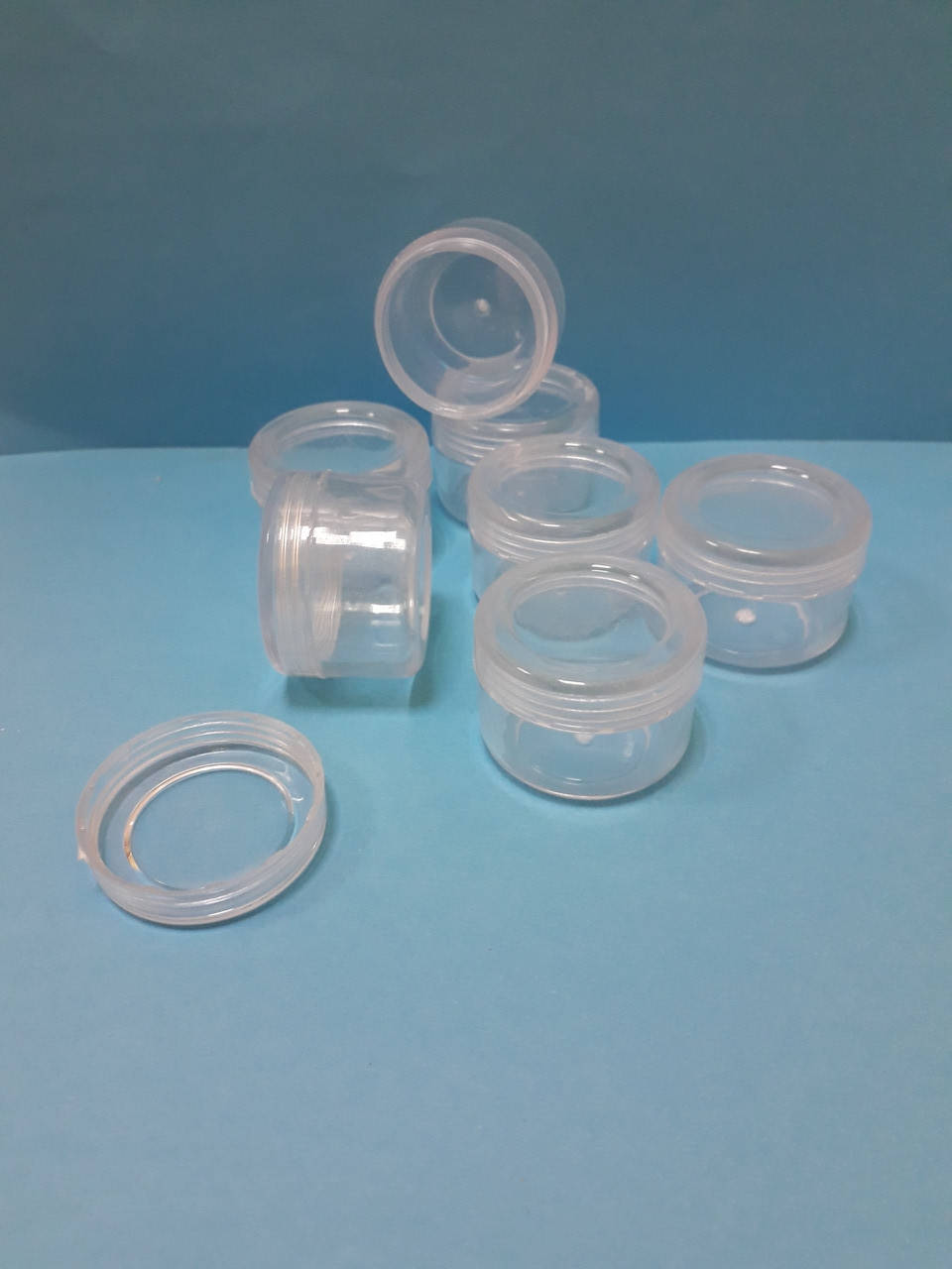 

Баночка 15 мл LV