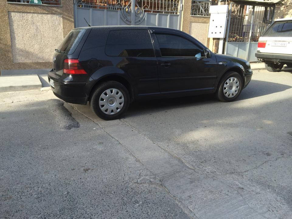 

Дефлекторы окон ветровики на VOLKSWAGEN Фольксваген VW Golf IV 3d 1999-2005