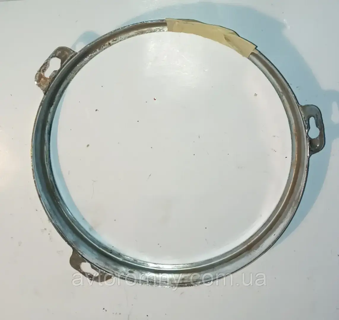 

Ободок фары ВАЗ 2103 2106