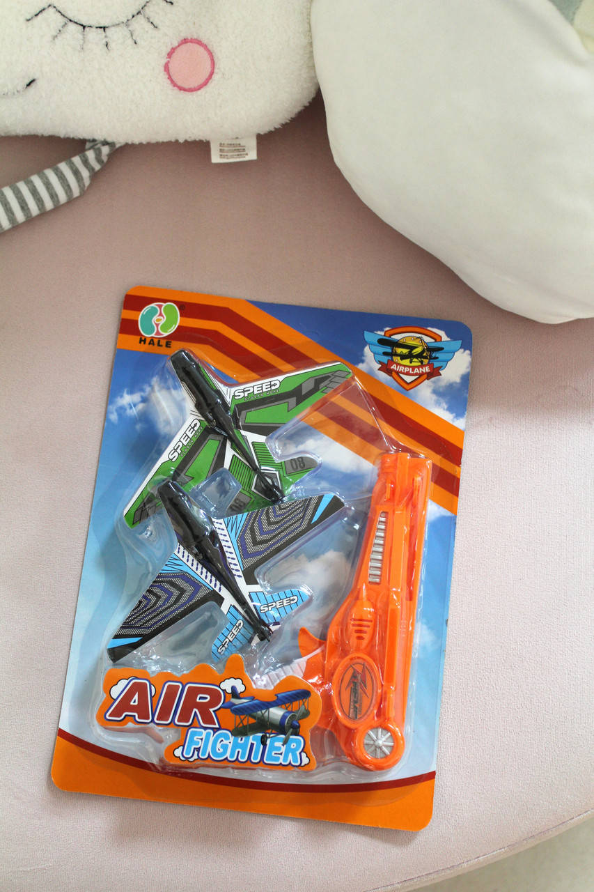 

Пистолет-запускач с самолетиком