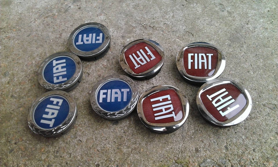 

Колпачки на литые диски / заглушка диска Fiat 55/60мм красные (к-т 4шт)