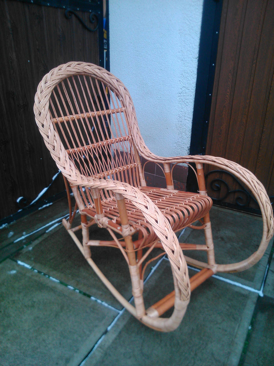 

Кресло-качалка "Х 5"