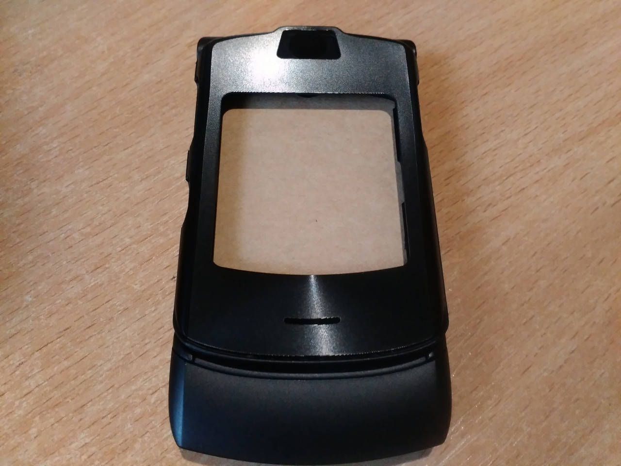 

Корпус с англ. клавиатурой Motorola V3i новый