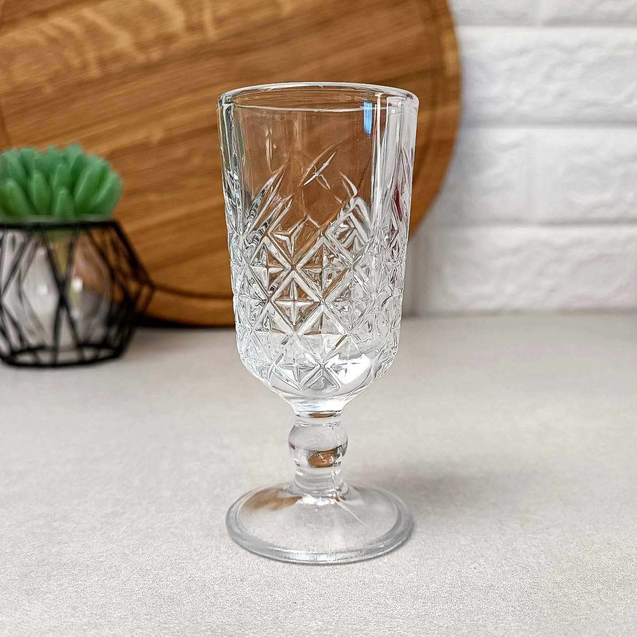 

Стеклянная рюмка на ножке 60 мл Pasabahce Таймлесс, Прозрачный