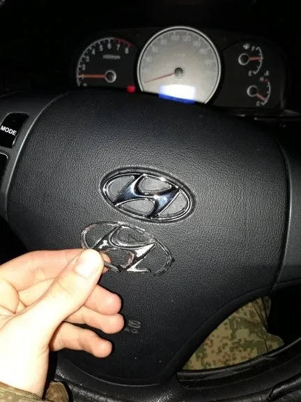 

Эмблема значок на руль Hyundai i30 Elantra Sonata Hyundai Accent