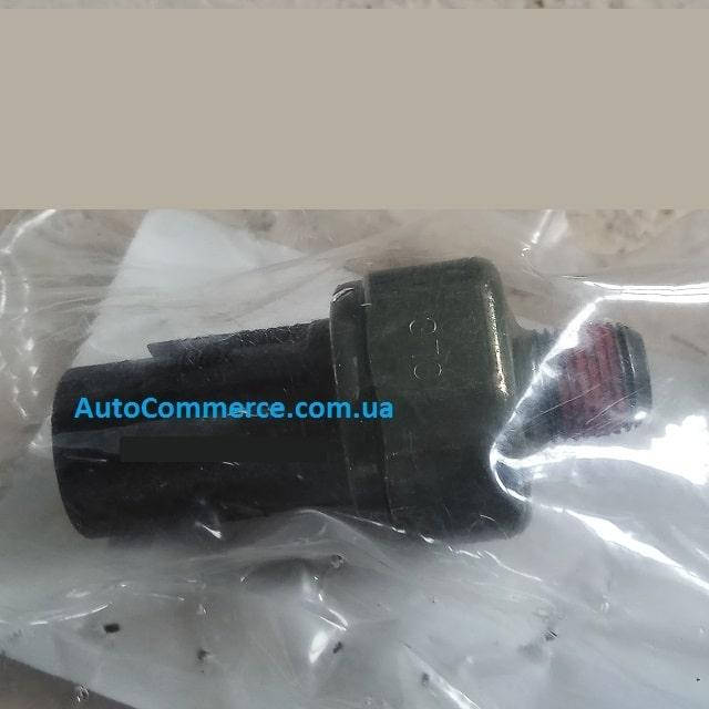 

Датчик давления масла Hyundai HD65, HD72, HD78 Хюндай HD (9475045500)