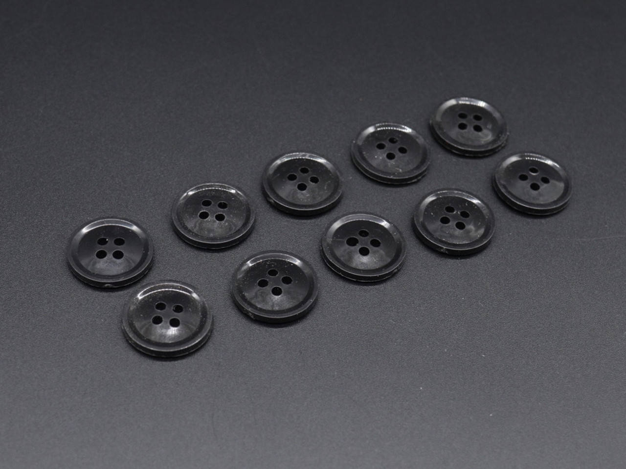 

Пуговицы пластиковые. Цвет чёрный. 20мм, Черный
