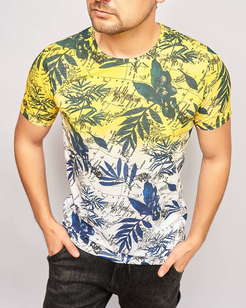 

Футболка мужская с пальмами желтая