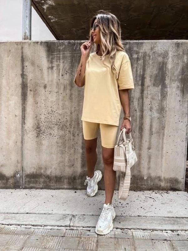 

Костюм двойка женский летний *Велосипедки*, размеры 42-46 (жёлтый) "BARBARA" недорого от прямого поставщика, Разные цвета