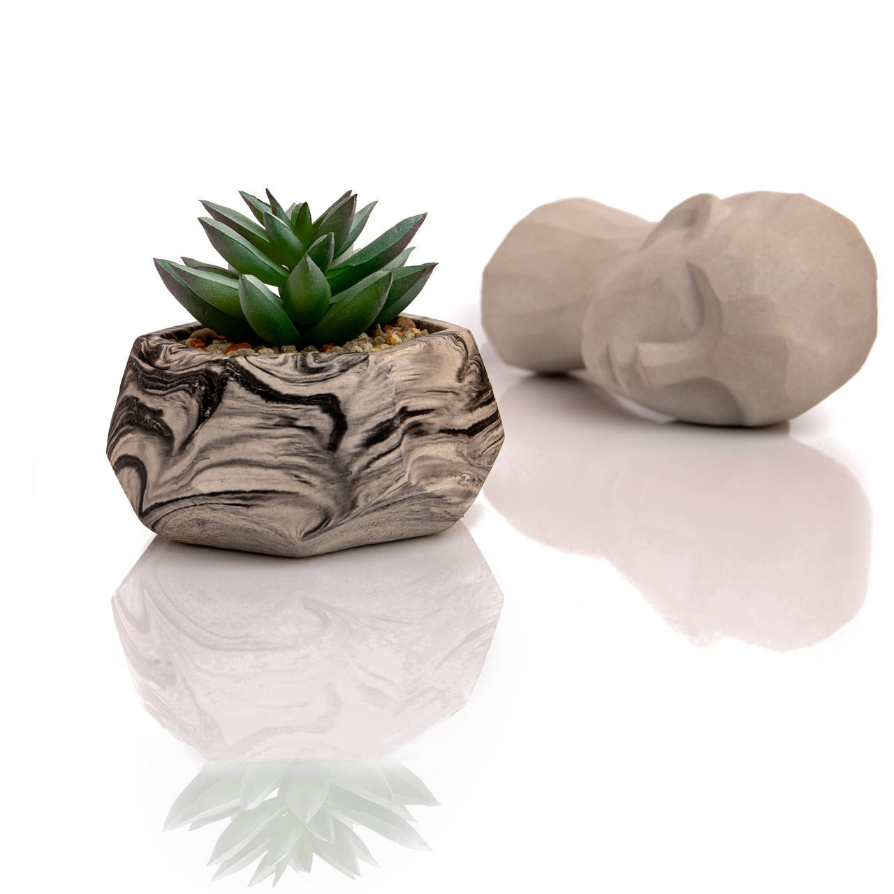 

Горшок для кактусов и суккулентов бетонный Геом 10х5 см Черный мрамор