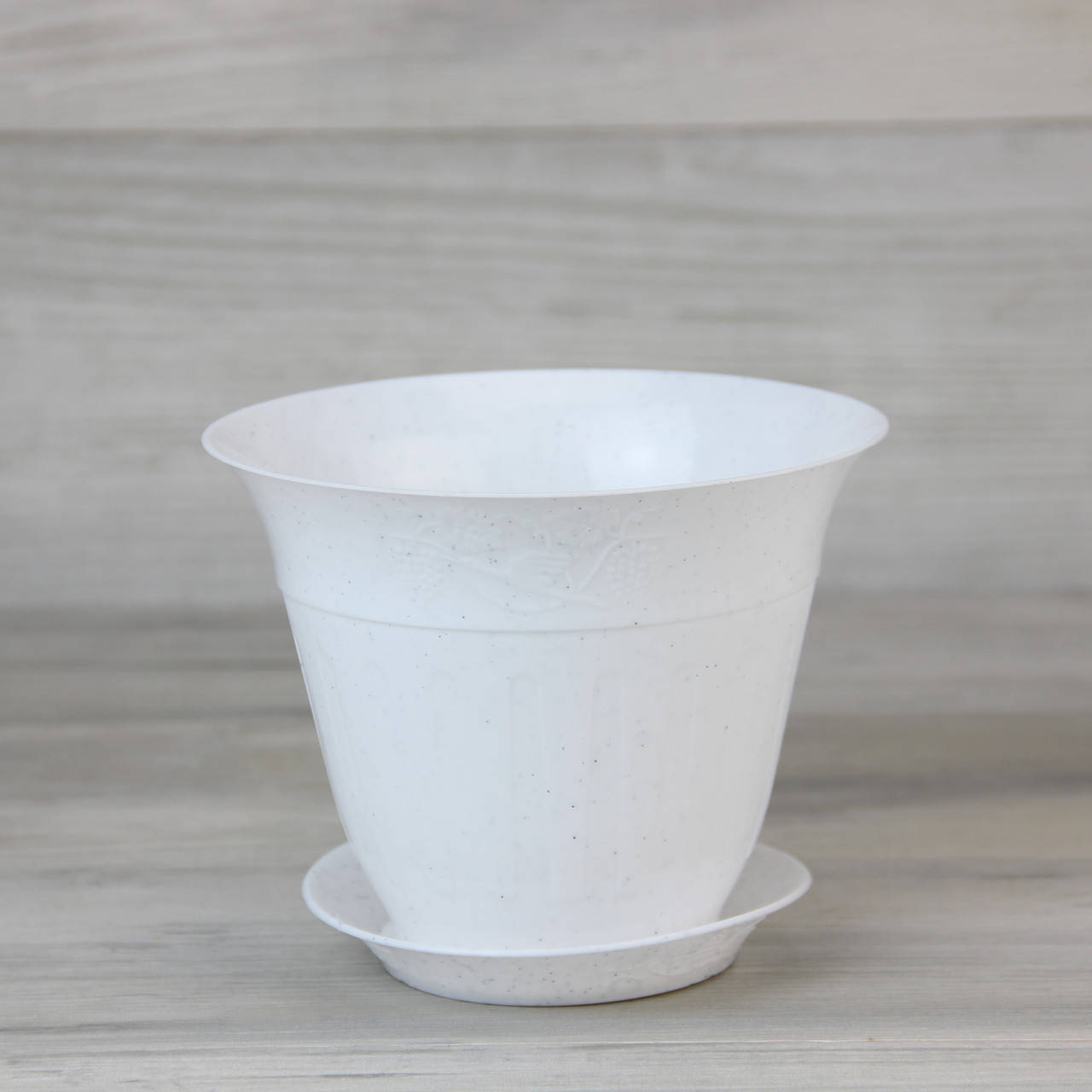 

Цветочный горшок Молдавия 0.8 л белый