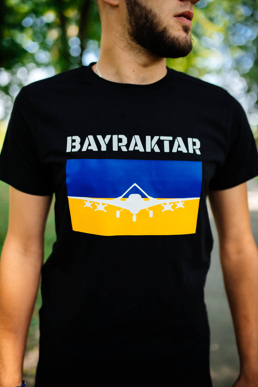 

Мужская черная футболка с принтом патриотическим " БАЙРАКТАР",Патриотические футболки,Футболки с принтами XL