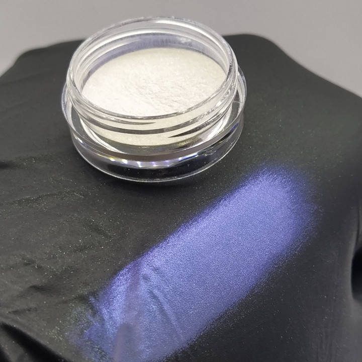 

Втирка жемчужная, Синий