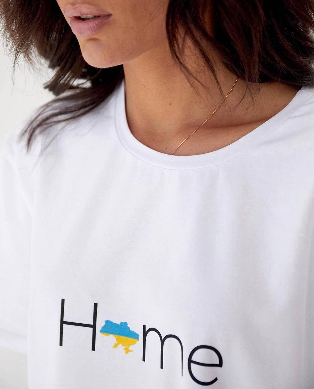 

Женская патриотическая футболка «HOME», Разные цвета
