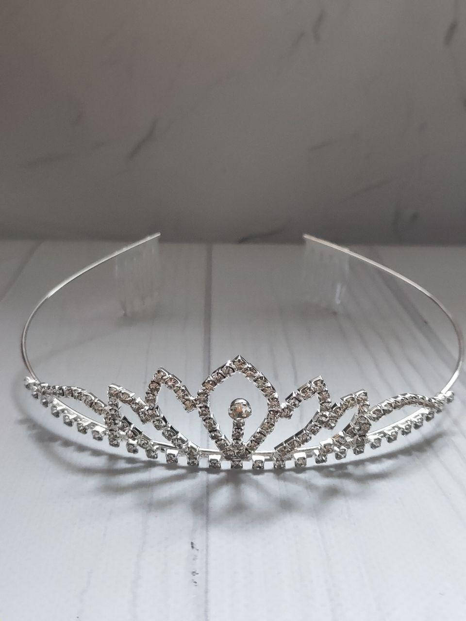 

Диадема корона на металлическом обруче