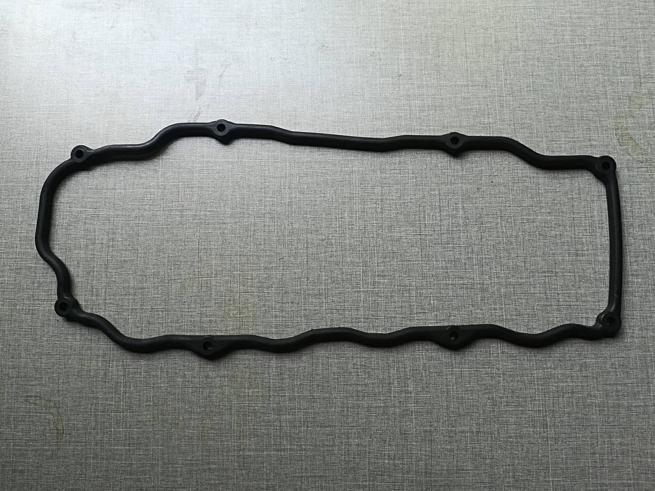 

Прокладка клапанной крышки nissan ca18, ca20, производство Тайвань