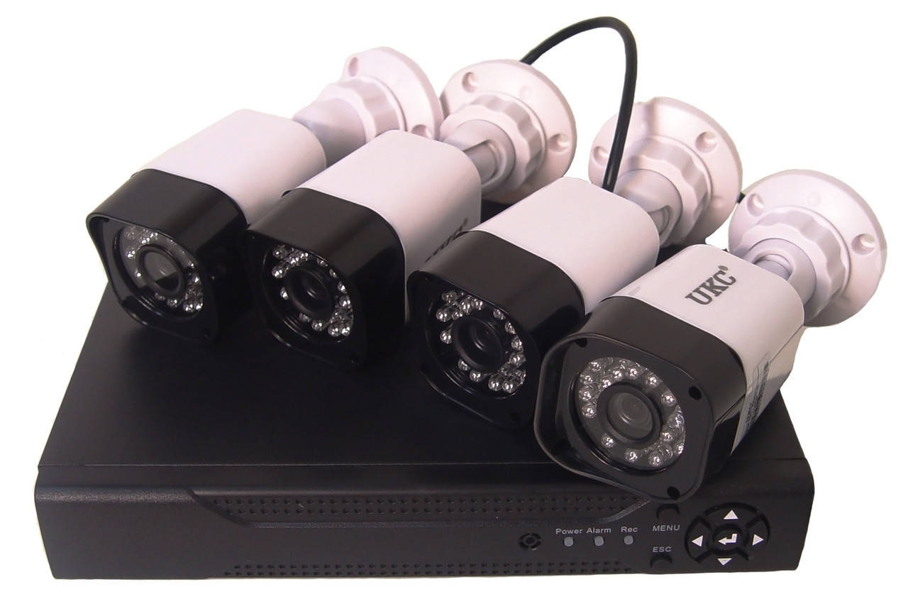 

Комплект DVR регистратор 4-канальный и 4 камеры DVR CAD D001 KIT