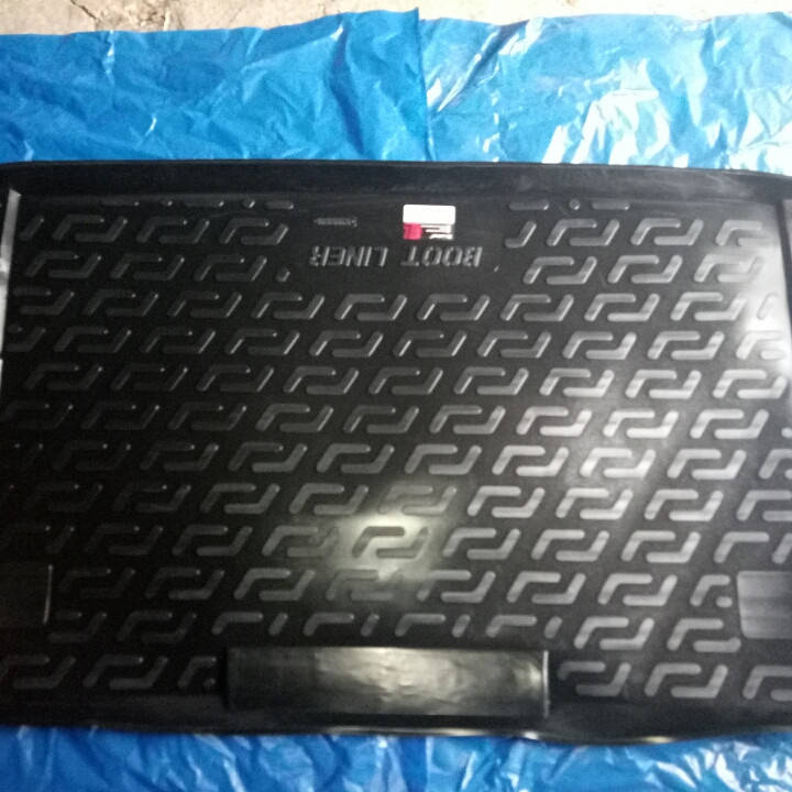 

Коврик в багажник на Рено Кенго Renault Kangoo.