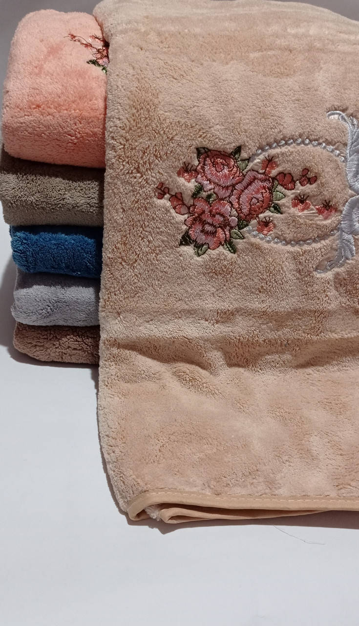 

Плотные банные полотенца с микрофибры размер 140/70см