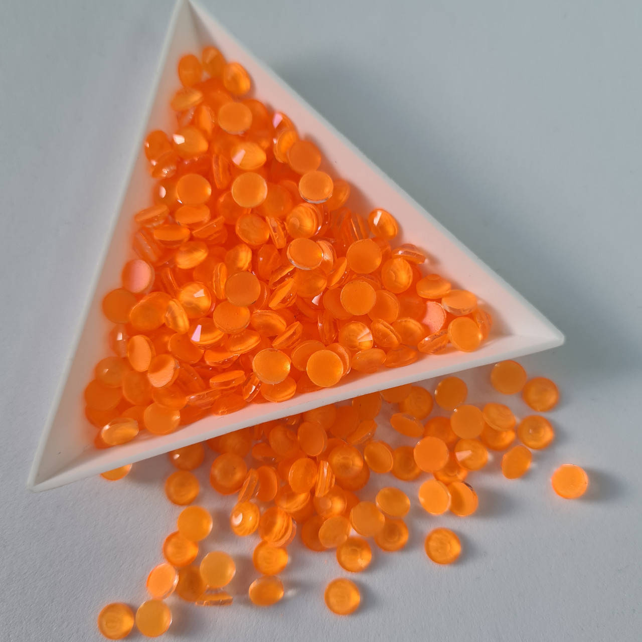 

Стразы ss30 Neon Orange 50шт. (6.5мм)