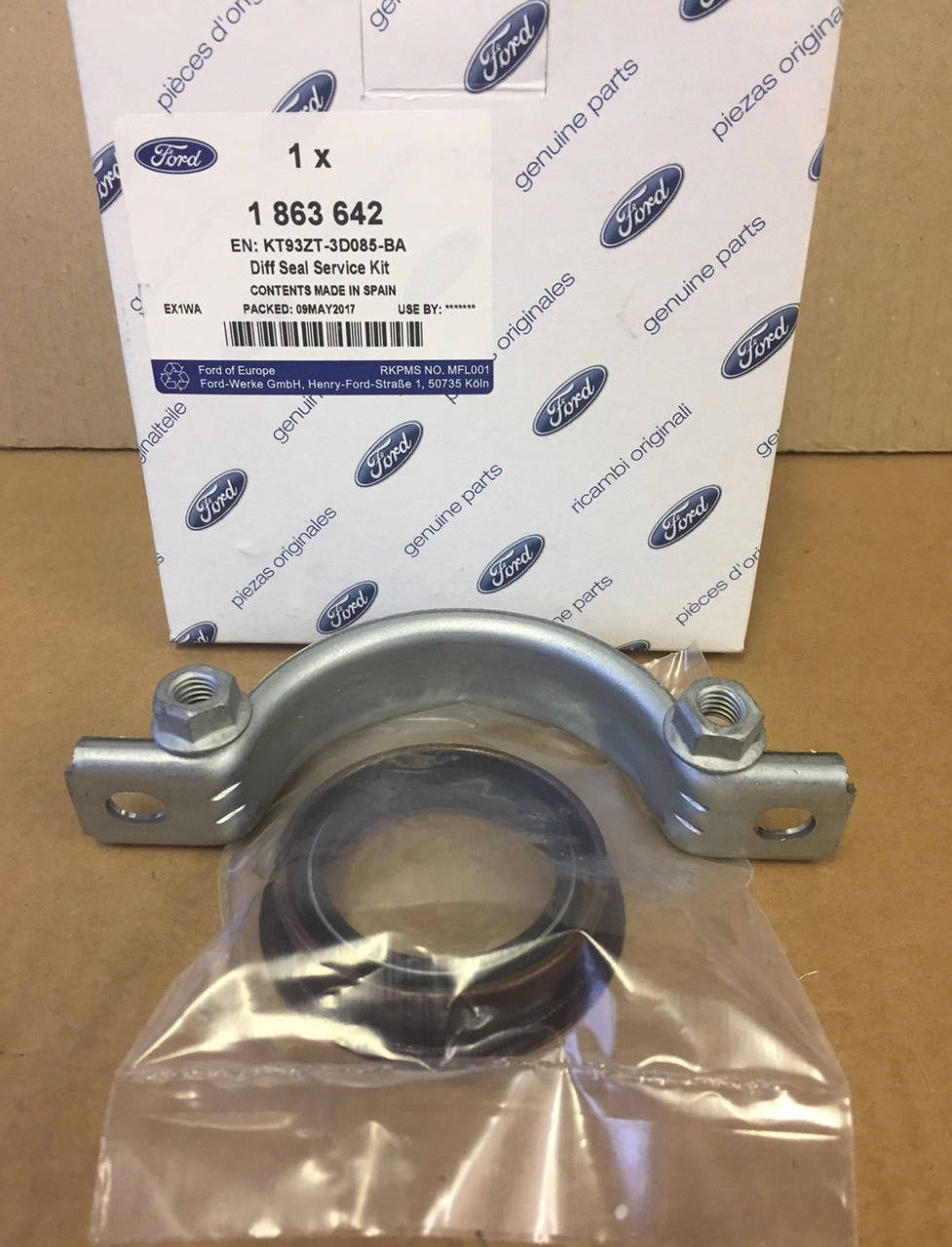 

Комплект сальника правой полуоси Ford 1863642