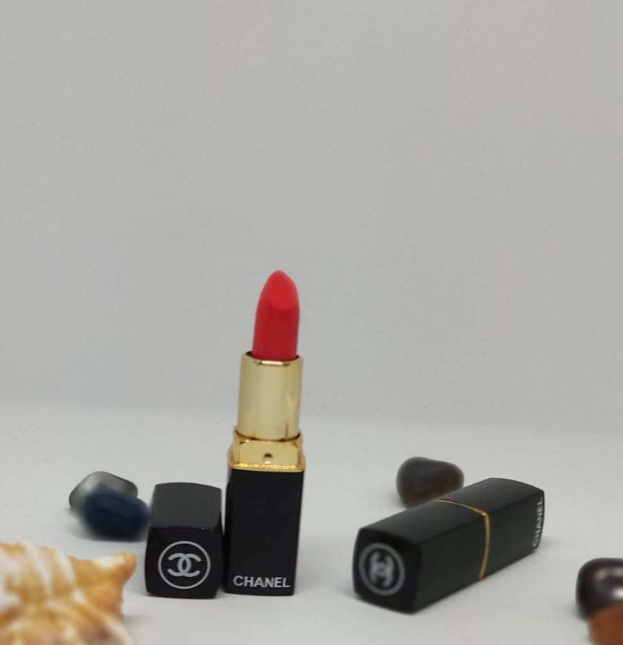 

Губная помада rouge coco №1