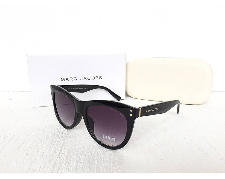 

Женские солнцезащитные очки в стиле Marc Jacobs (630) глянцевая оправа