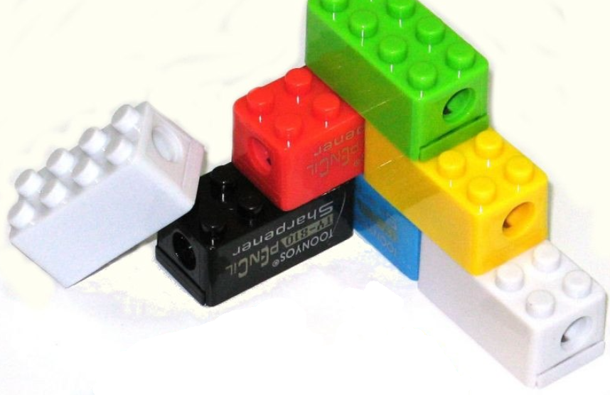 

Точилка одинарная с контейнером lego