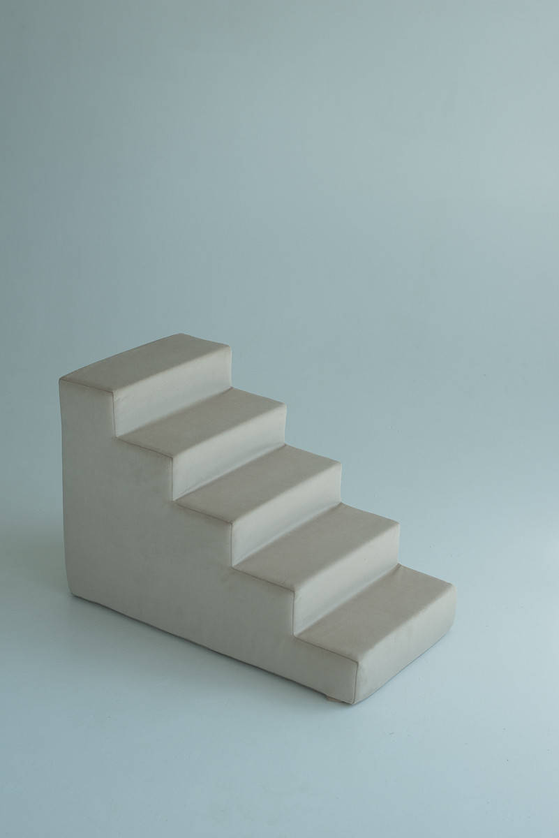 

Високі Сходи для собак беж. 50см.