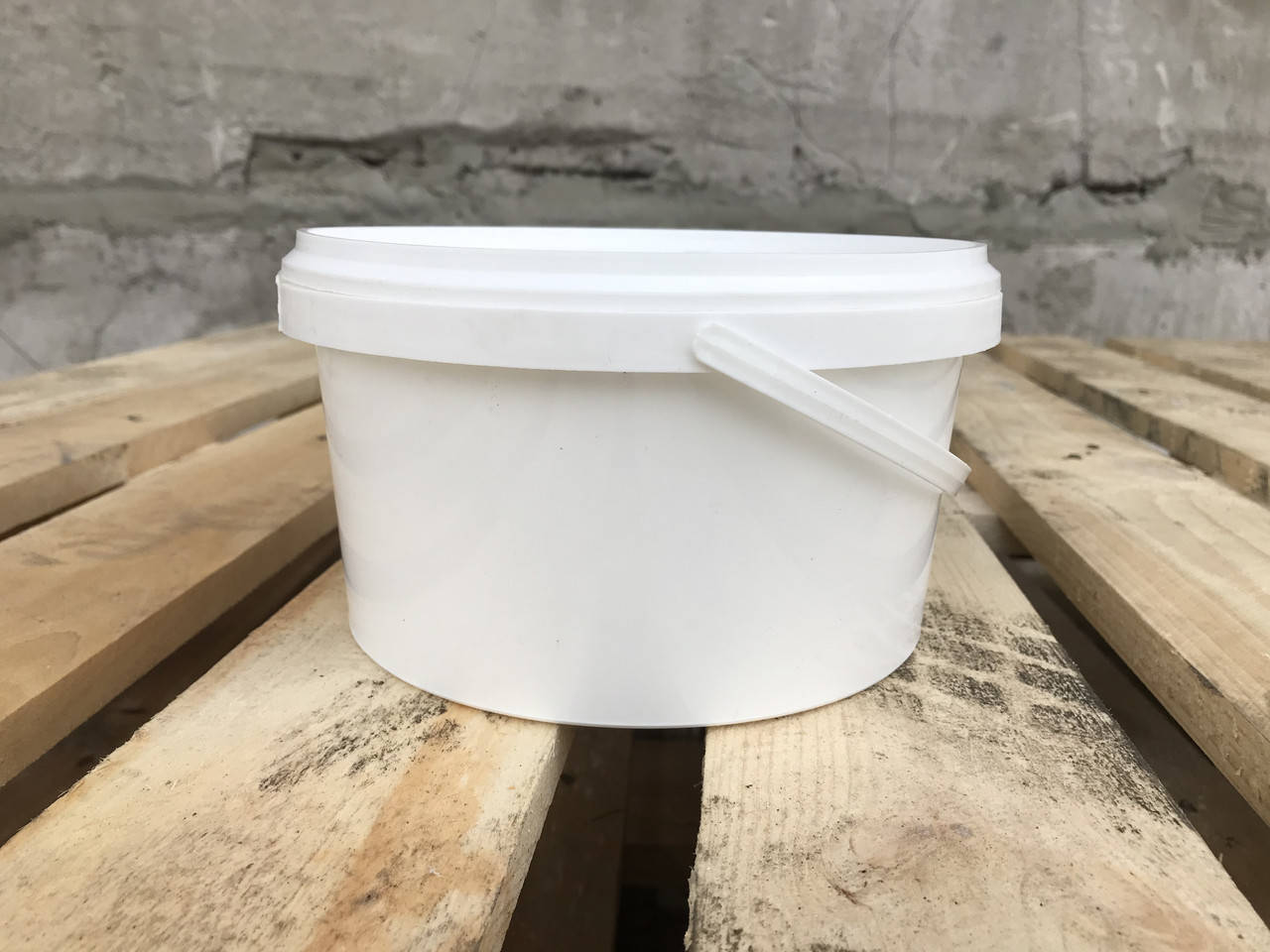 

Ведро пластиковое 2.5л