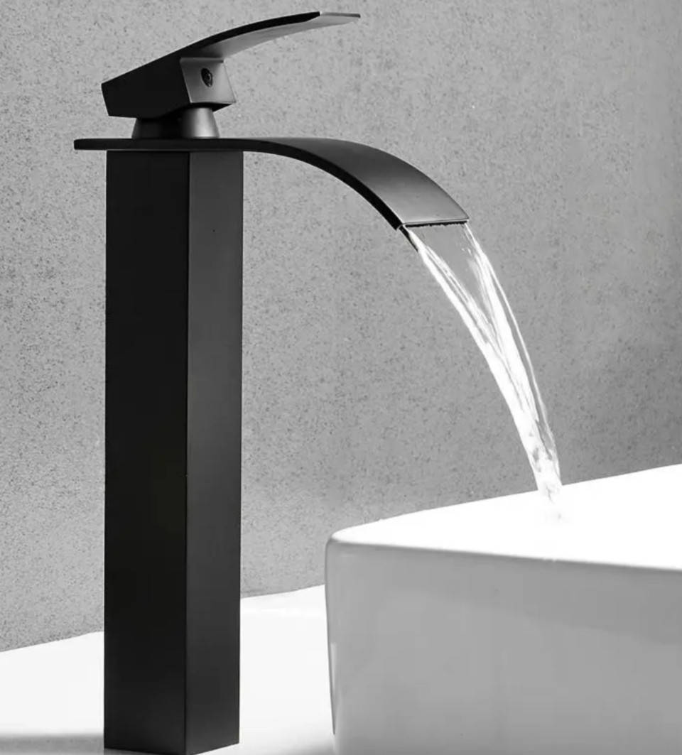 

Смеситель каскадный Epelli Cascade Aldo, Черный