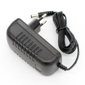 

Блок питания 5V/2A 5,5х2,5 для Т2 тюнеров WV T62M/T62D/T62N/T62A, UCLAN T2 HD