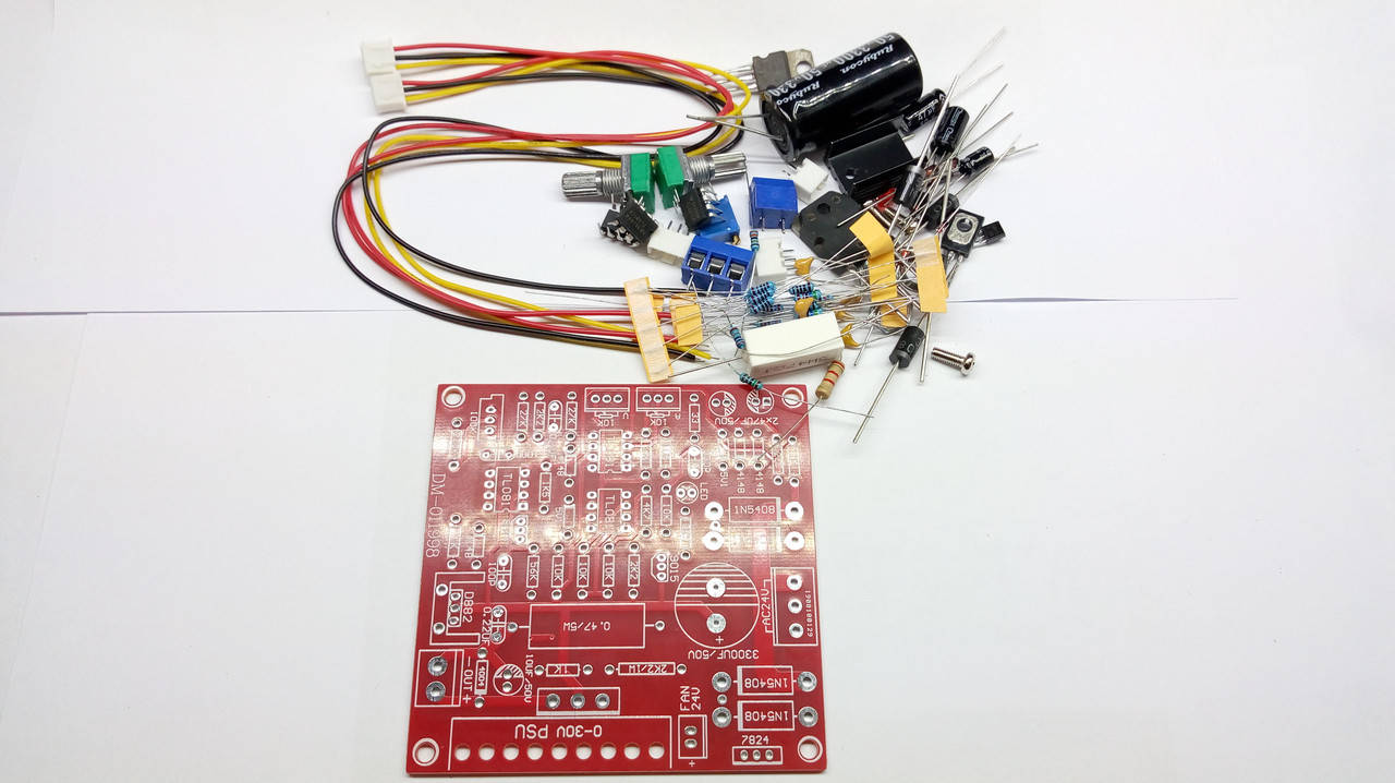 

КИТ, набор лабораторный БП 0-30В, 3A, защита от КЗ, перегрузки DM-011998