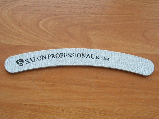 

Пилка "Salon professional"-серая, бумеранг, 100/100