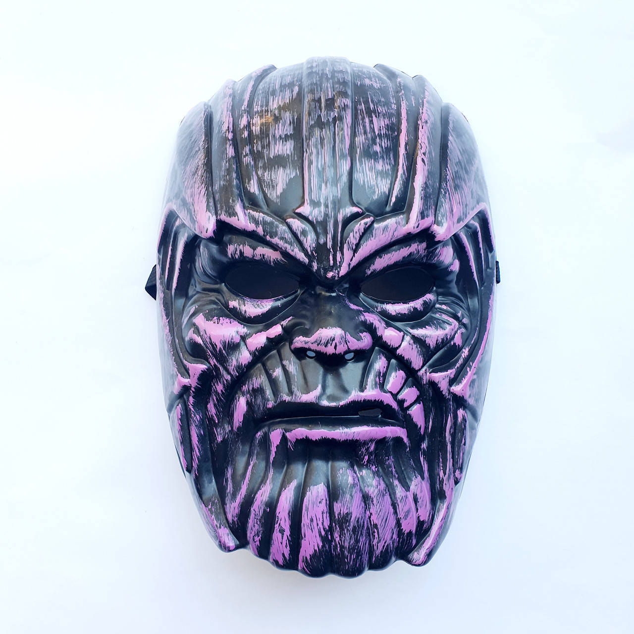 

Маска Таноса из фильма Мстители, 26х20 см