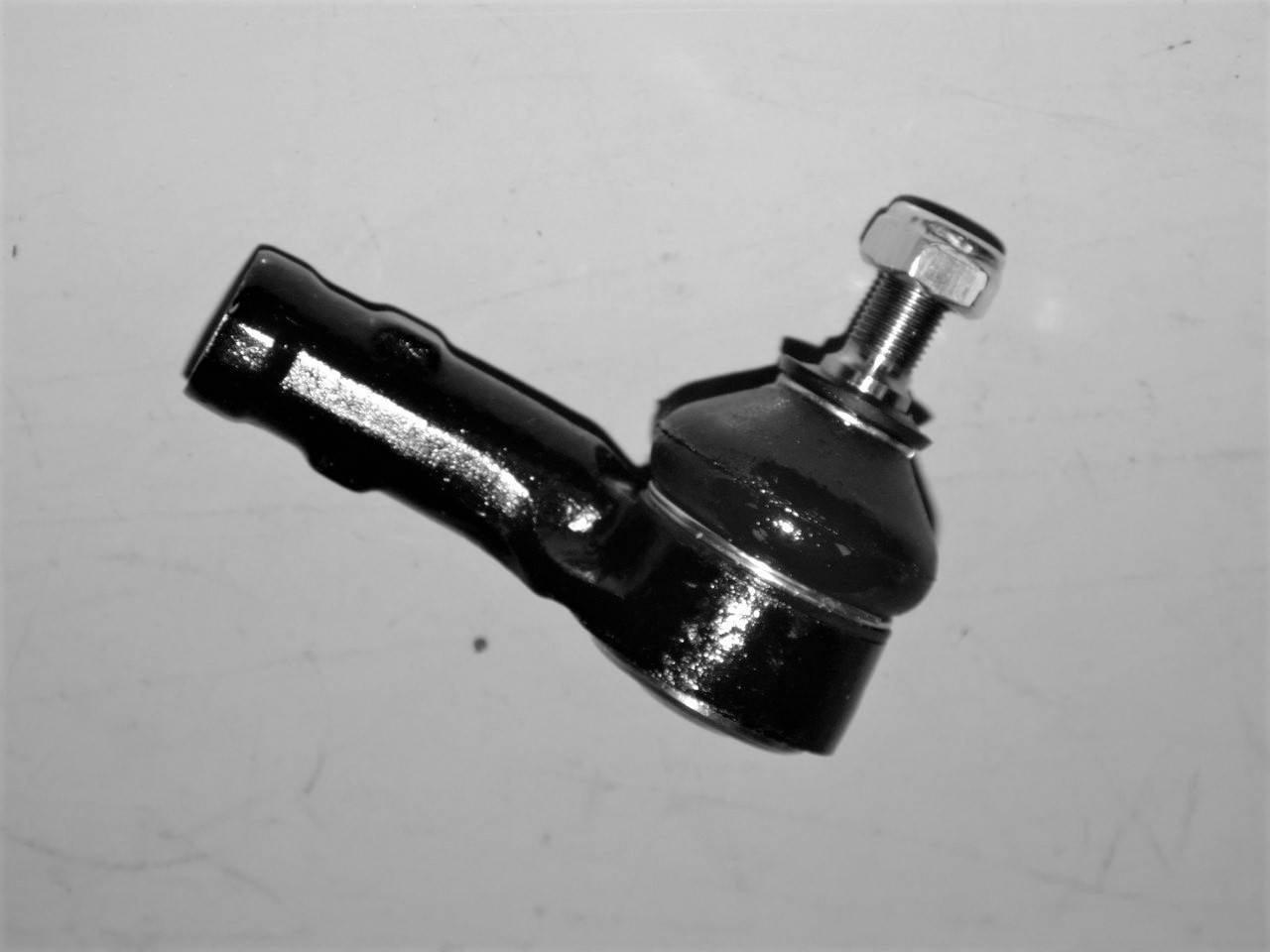 

Наконечник на Форд сиерра передний левый рулевой тяги для Ford sierra с ушком шарнир PROFIT 2302-0078