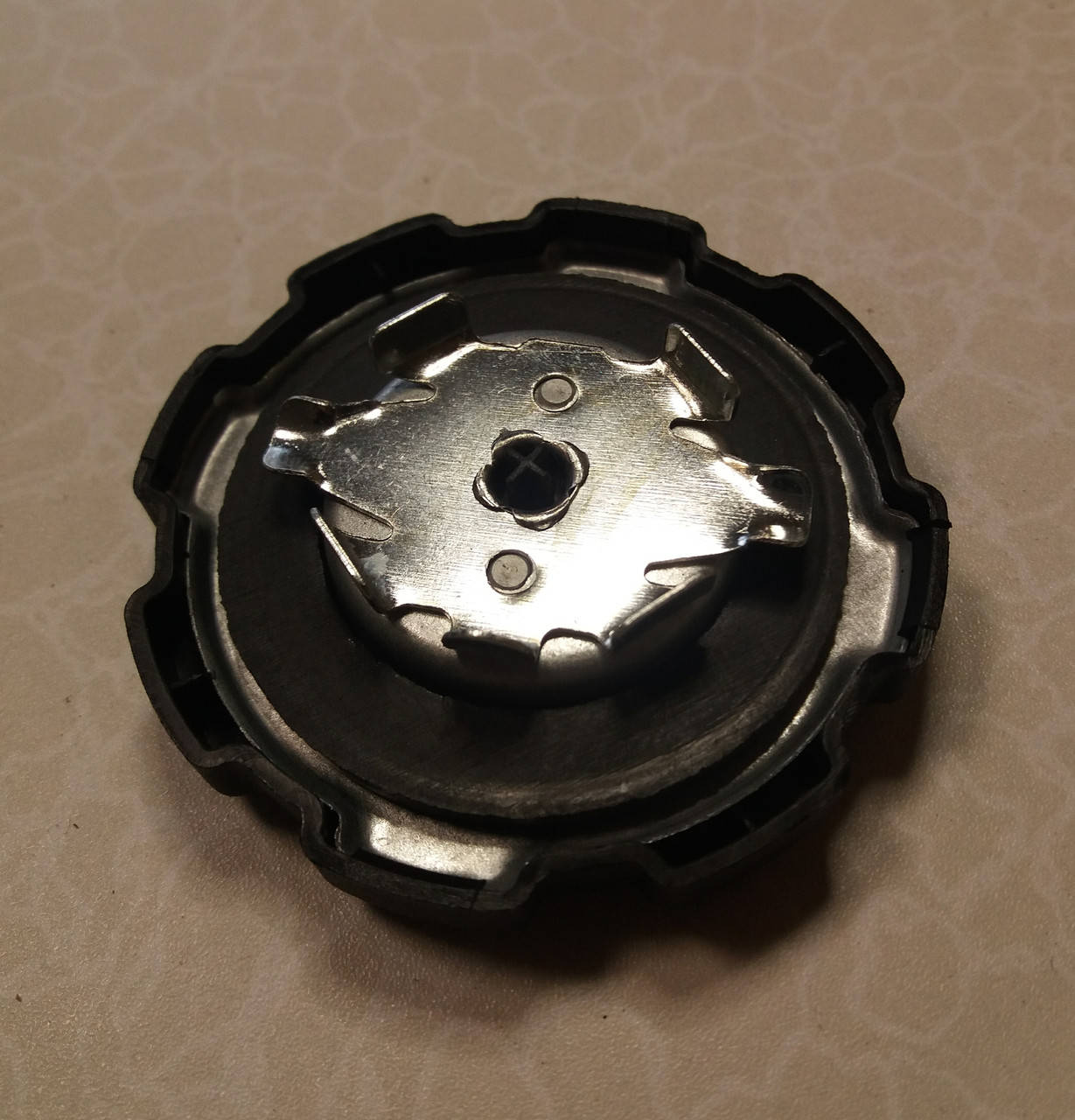 

Крышка топливного бака 168f