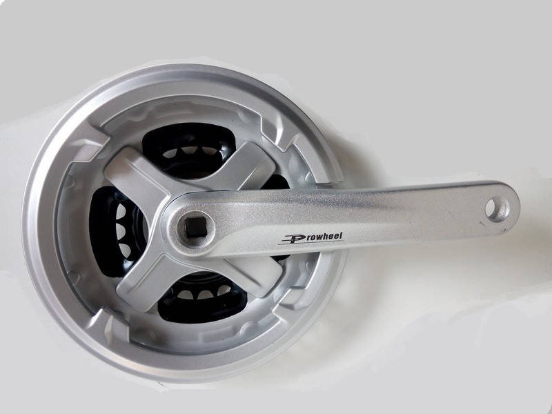 

Шатуны PROWHEEL 175 мм, звезды 24 / 34 / 42, алюминий