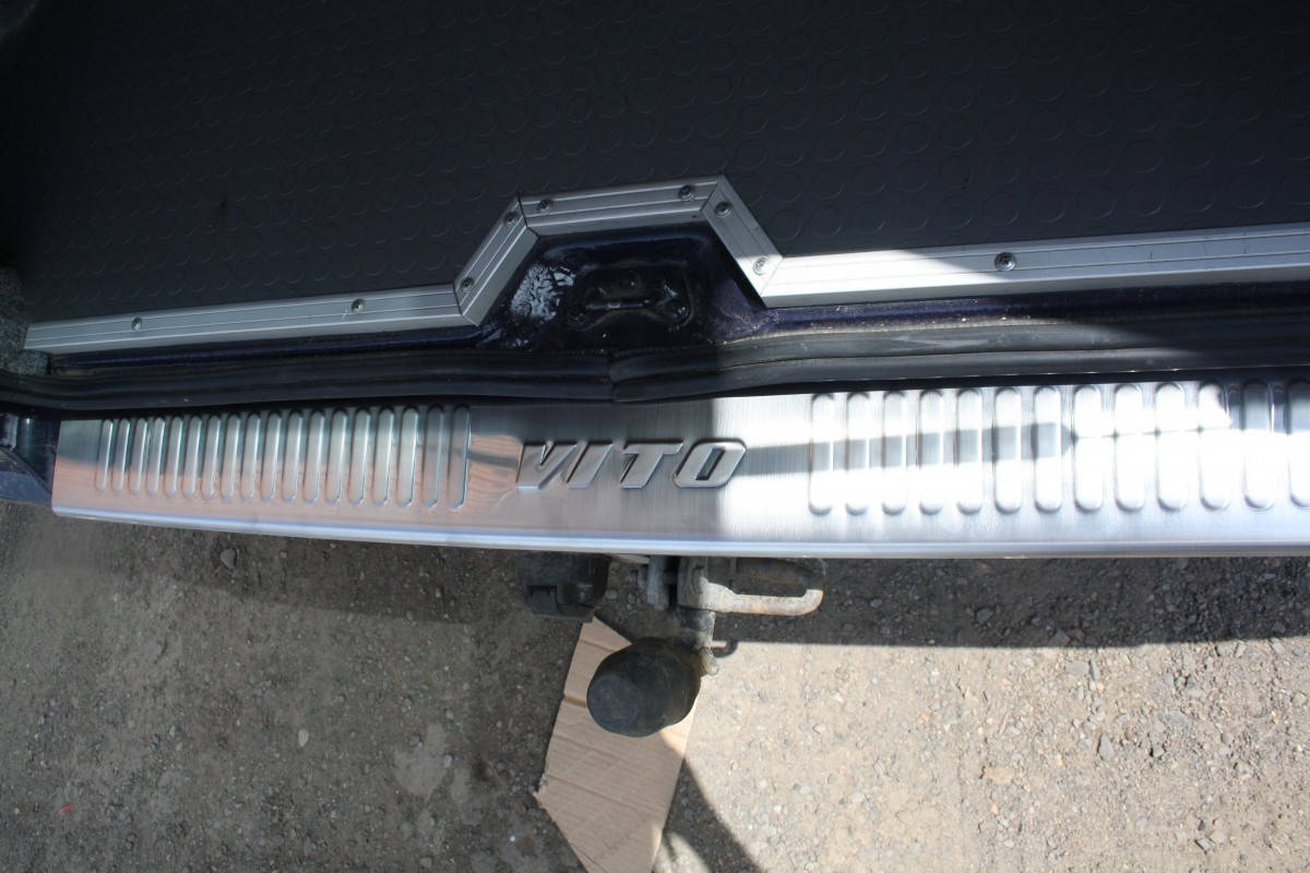 

Накладка на задний бампер Mercedes Vito 638 (мерседес вито 638), нерж.