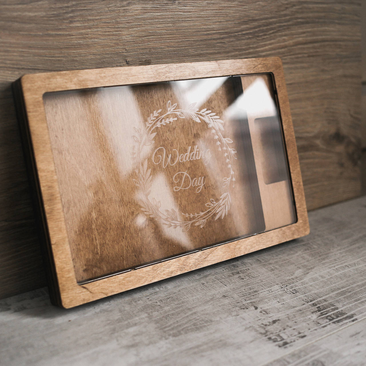 

Коробочка Glass 15x21 для фотографий и флешки орех