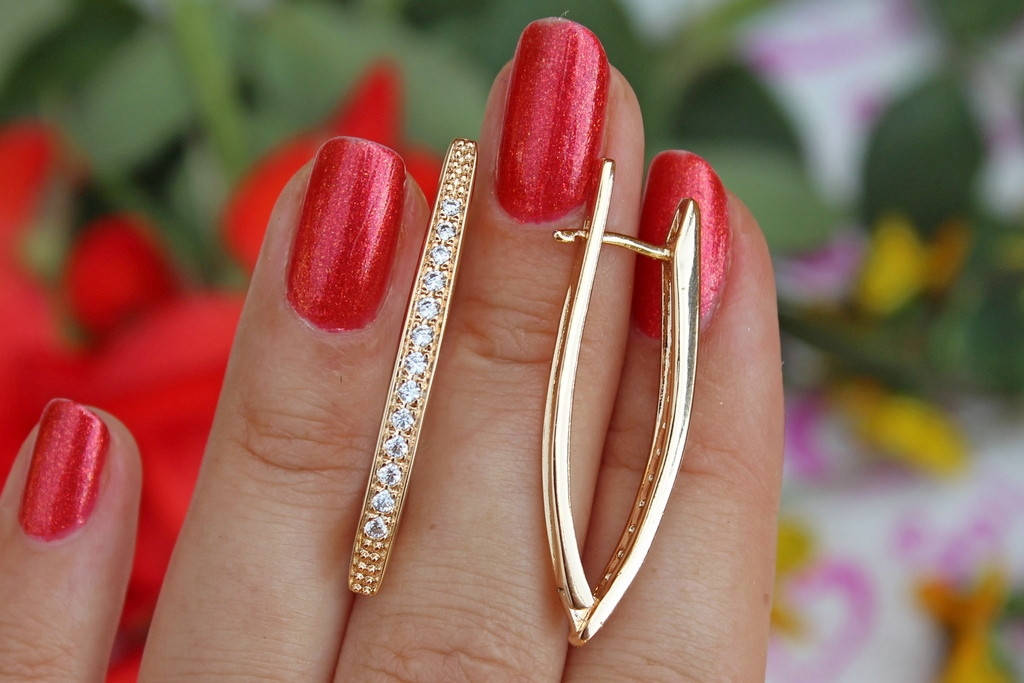 

Серьги Xuping Jewelry стрелки с камнями 3,5 см золотистые