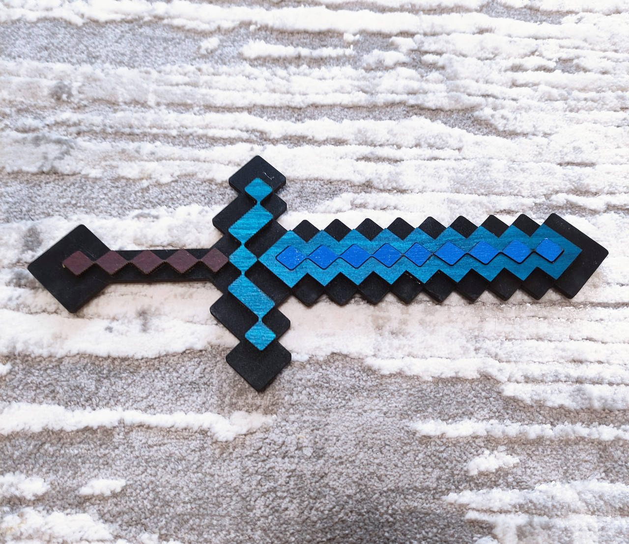 

Меч Майнкрафт ( Алмазный), ЭКО игрушки, деревянный меч Minecraft.