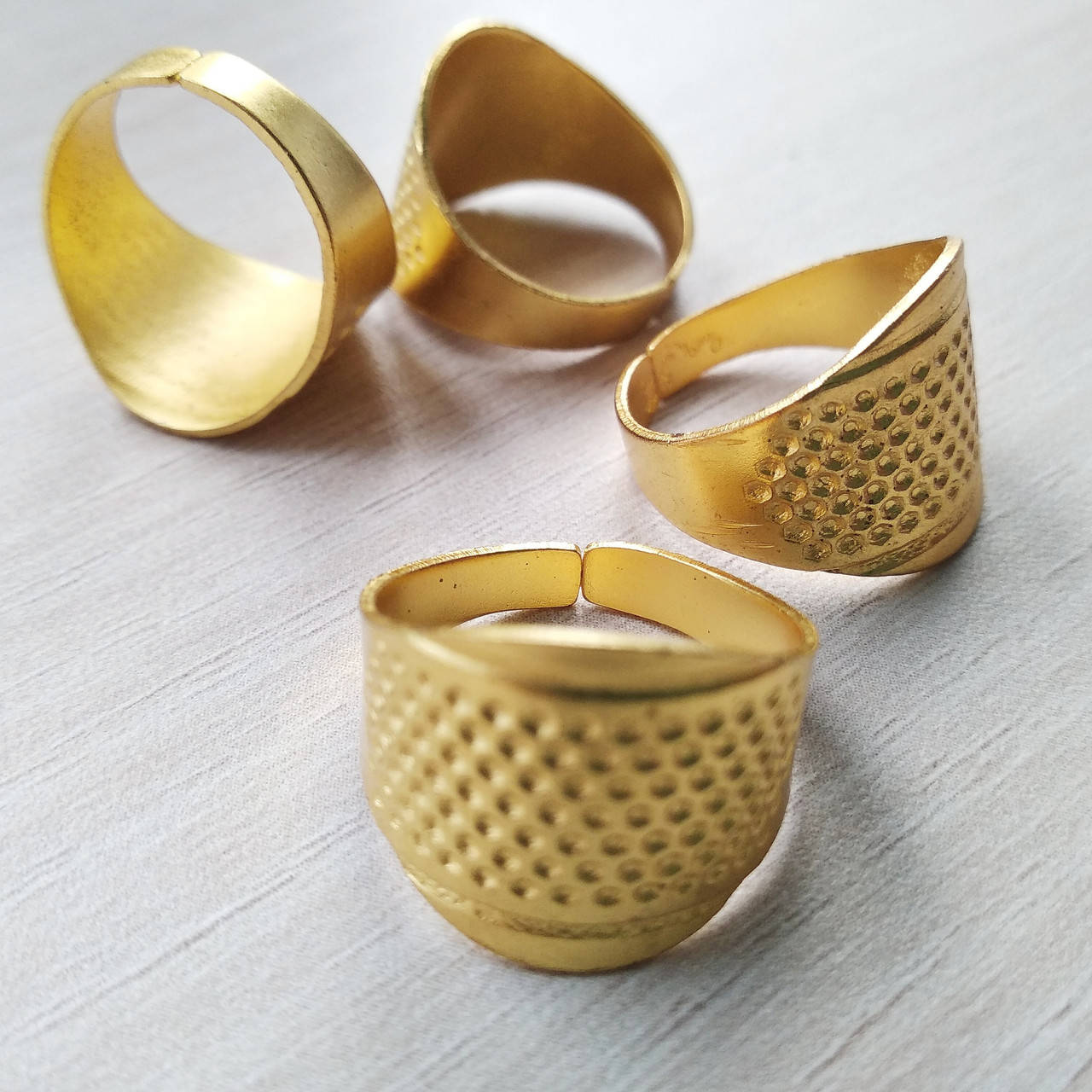 

Наперсток-кільце золото