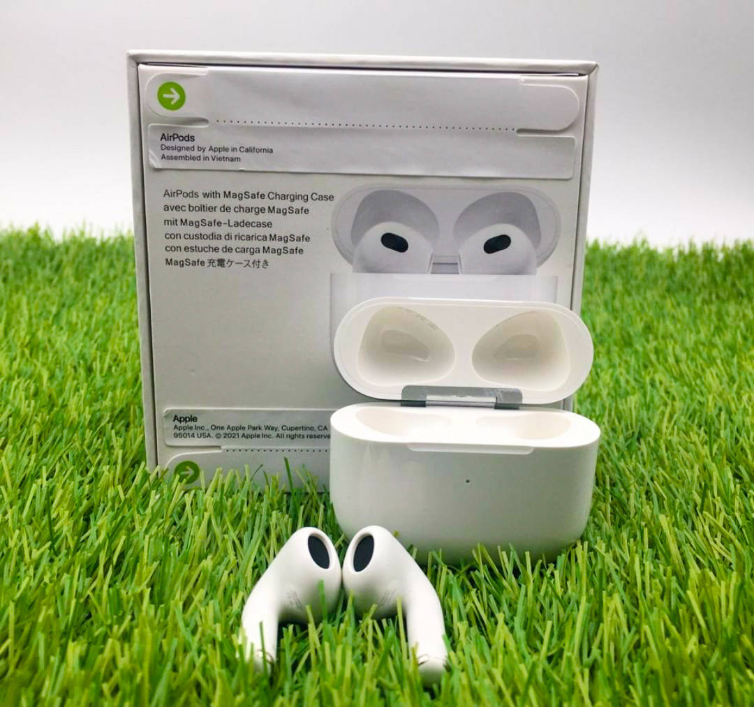 

Люкс Версия AirPods 3 Чип AirOha на копию, Белый