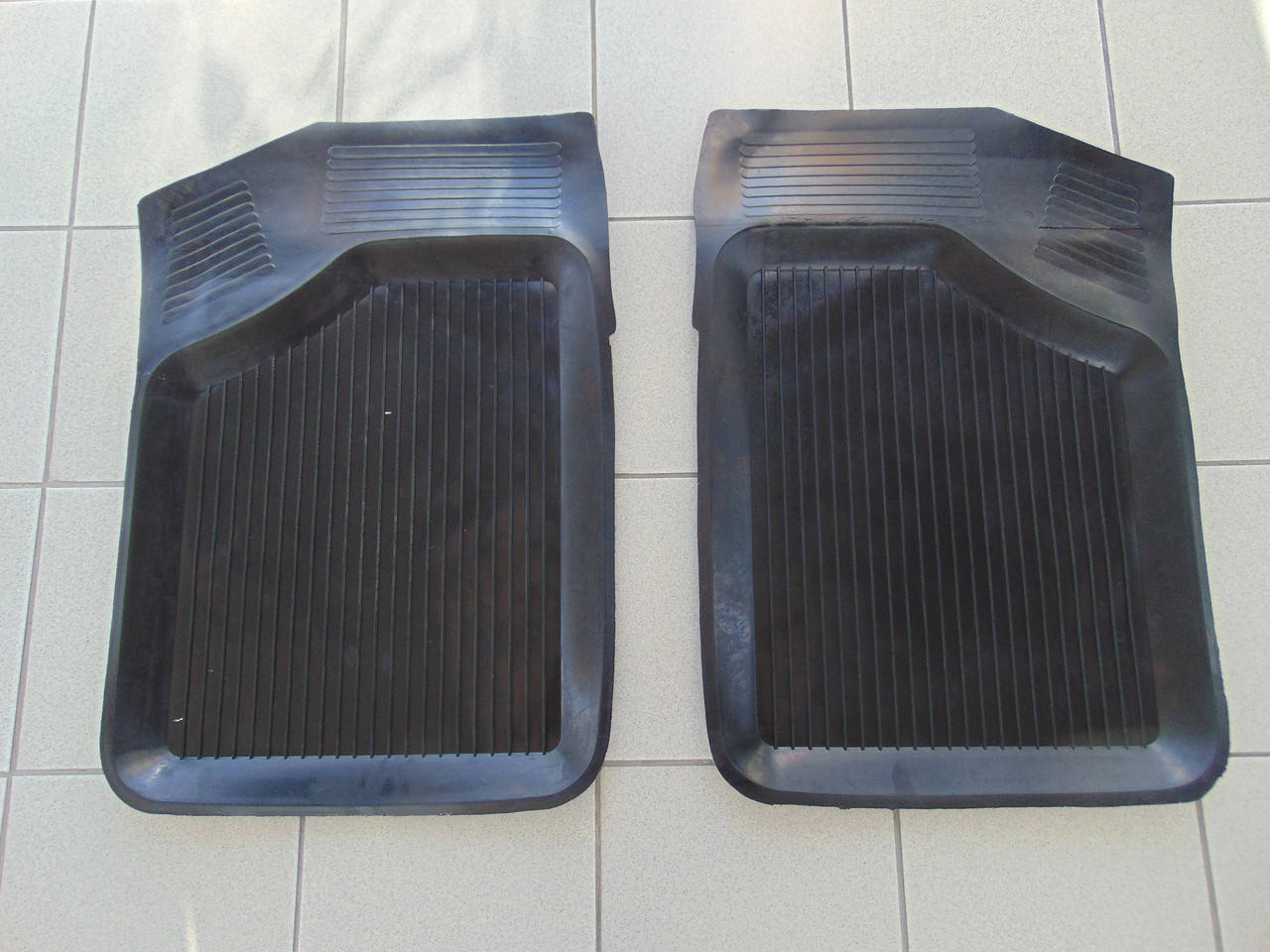 

Коврики в салон резиновые для ВАЗ 2108, 2109, 21099 перед, Дубно, комплект 2шт, Черный