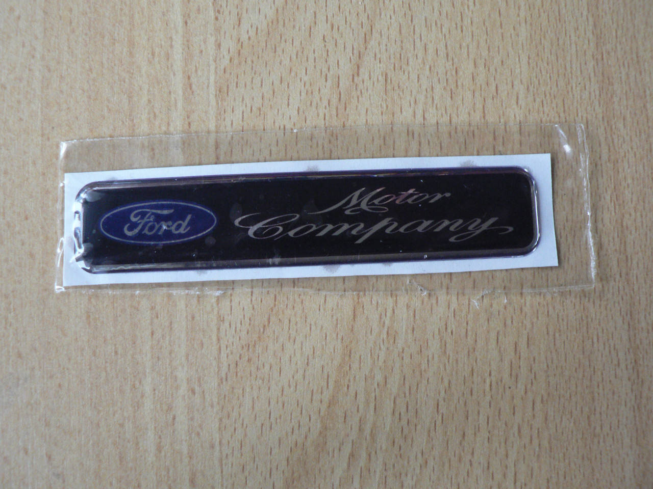

Наклейка s надпись Ford 100х20х1мм силиконовая на авто эмблема логотип Форд