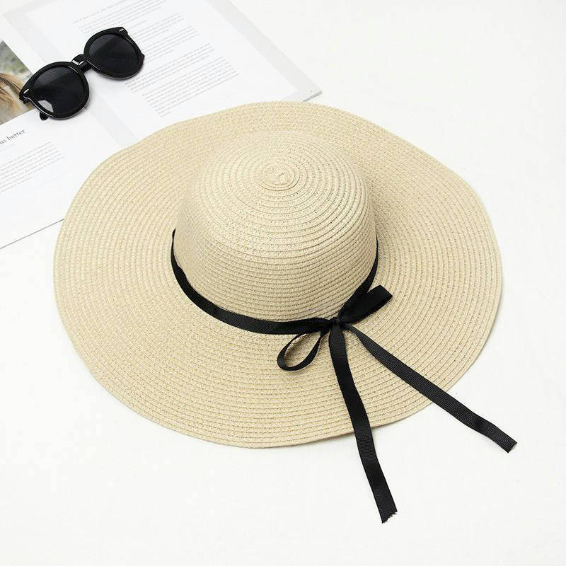 

Шляпа женская летняя с полями 10 см и черной лентой бежевая
