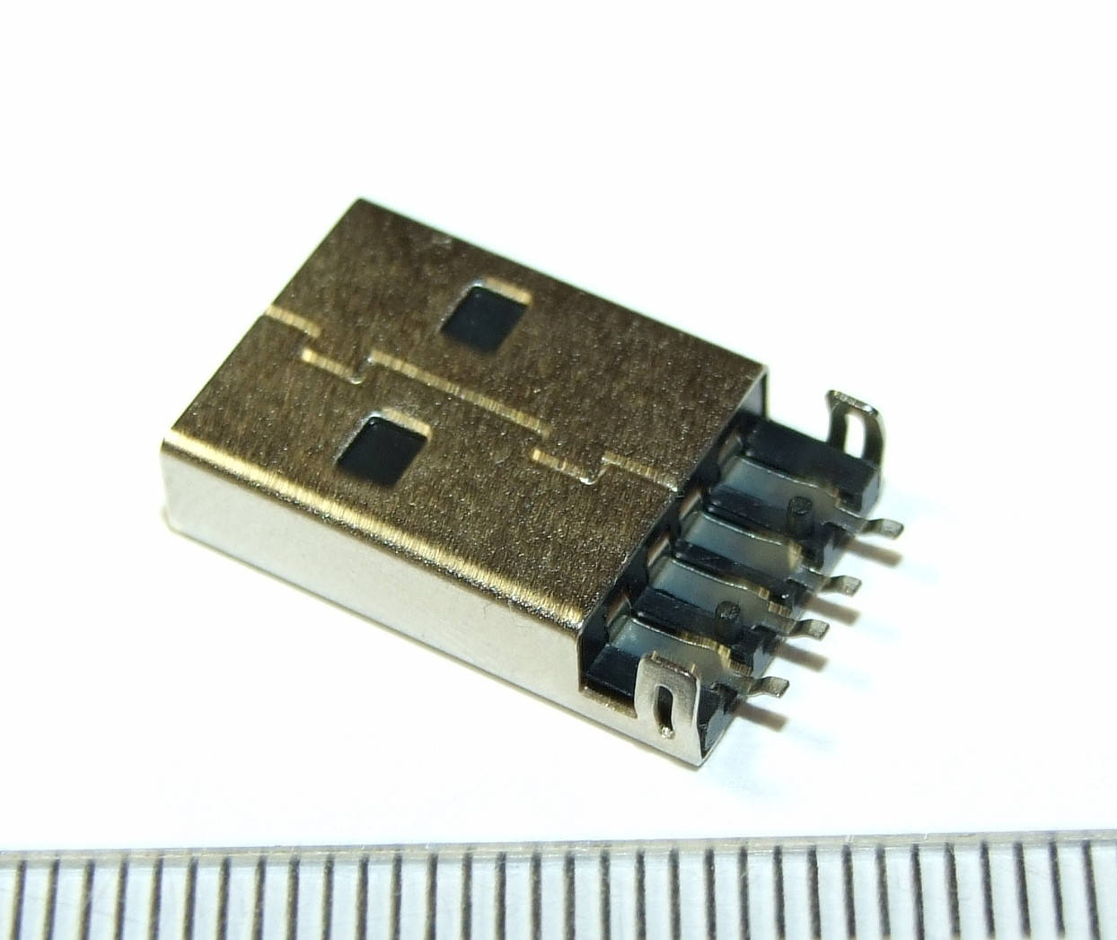 

JC008 Штекер, вилка USB разъем питания 4pin папа для флешки, модема.