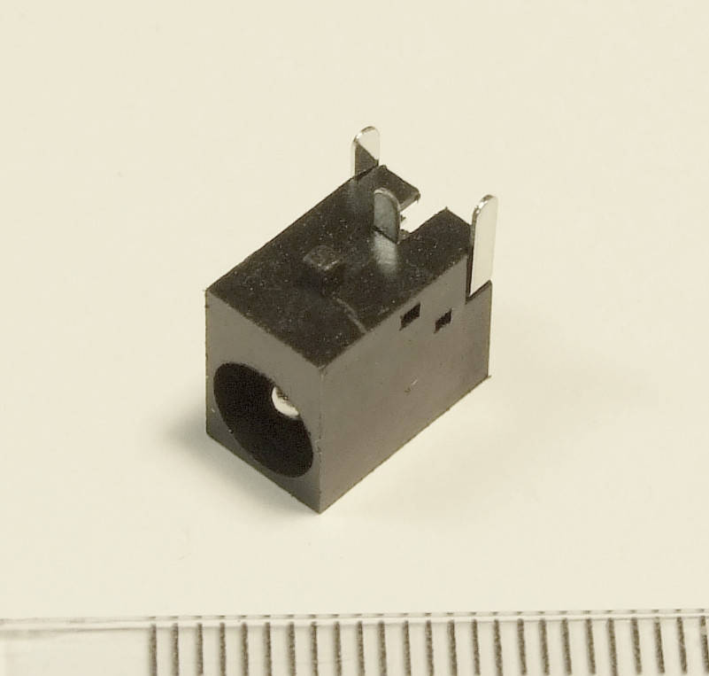 

N006 5.5x2.5mm Разъем гнездо коннектор гніздо роз'єм ноутбуков, внешних HDD, Марштутизаторов, модемов, роутер