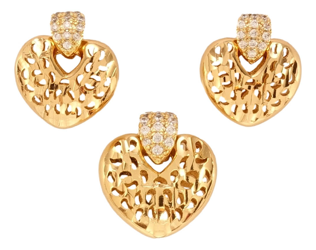 

Набор Xuping Позолота 18K Серьги Кулон "Сердечки с резным узором и цирконием"